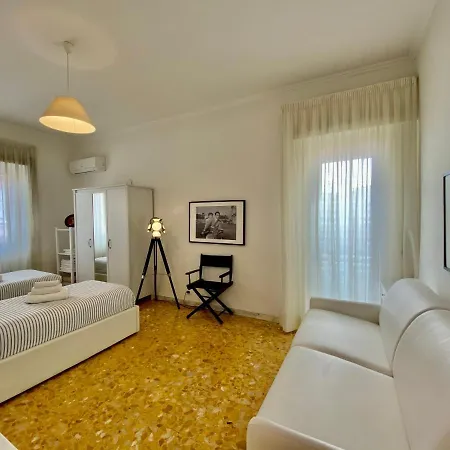 Elegant Vatican Metro & Golf Apartament *