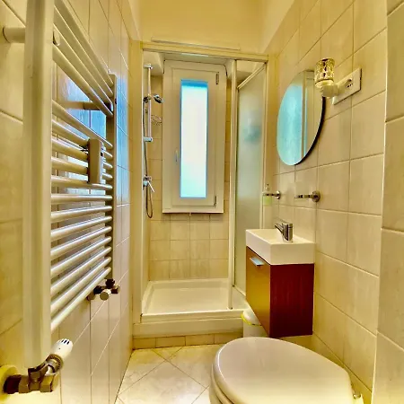 Elegant Vatican Metro & Golf *